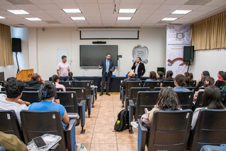 Realizan propedéutico al EGEL para estudiantes de Ciencias Químicas