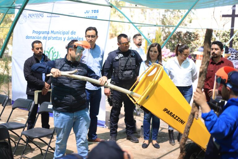 Refuerzan área de parques y jardines con nueva maquinaria y equipo