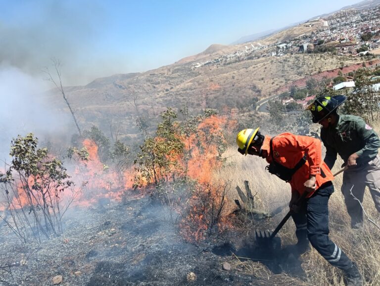 Se registran dos incendios en faldas de la Bufa; uno fue provocado