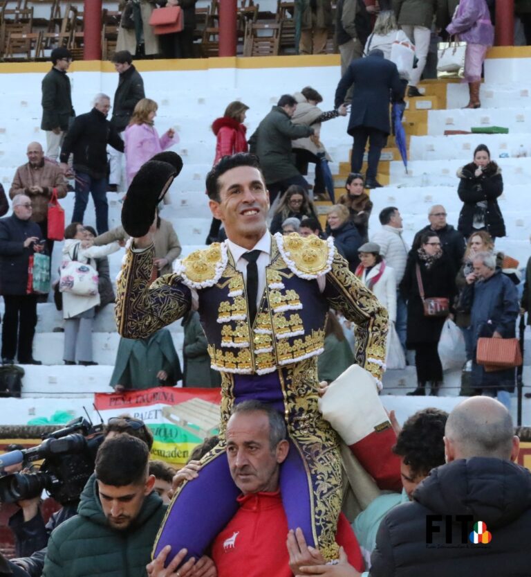 Talavante, a hombros en Olivenza