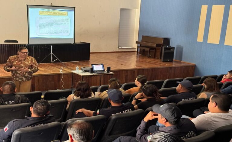 Imparte FGJE capacitación en Tlaltenango