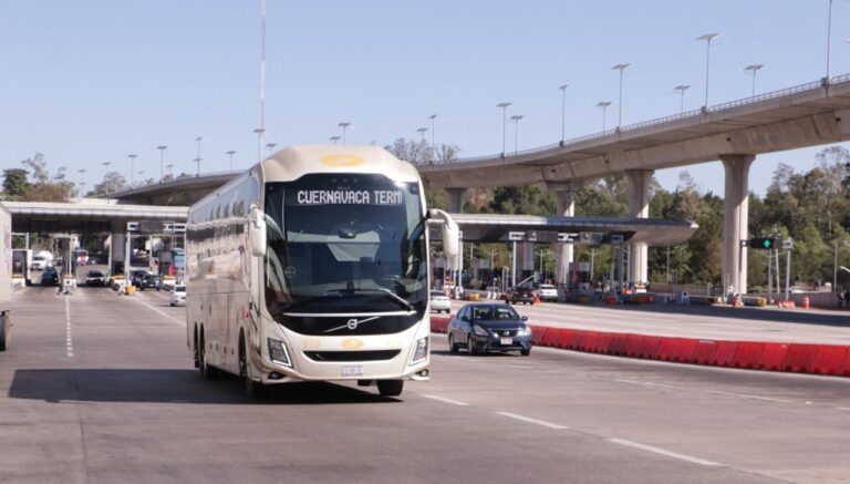 Descuentos en transporte para estudiantes y maestros por vacaciones
