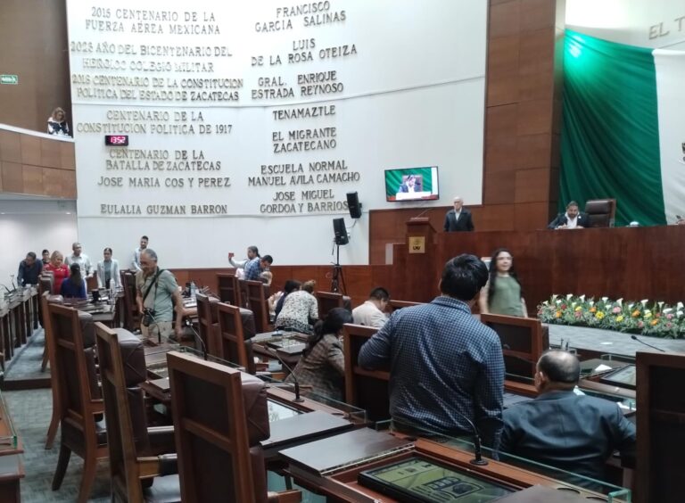 Exhortan a legisladores federales a reunirse con campesinos
