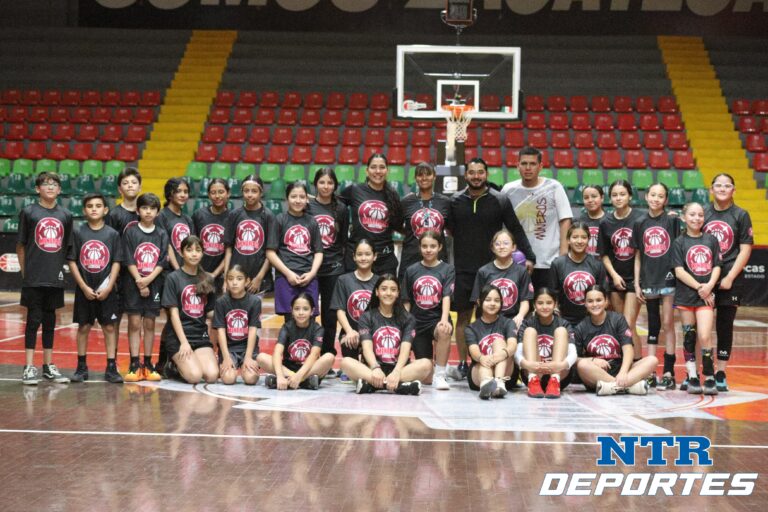 Mineras imparte campamento infantil