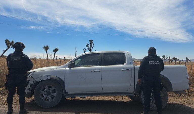 Recuperan vehículo robado en Genaro Codina