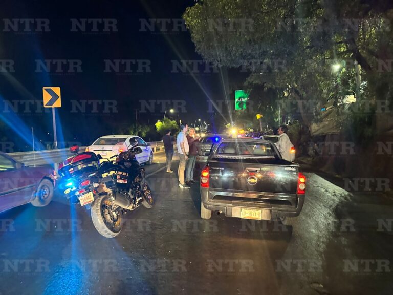 Noche accidentada en el bulevar