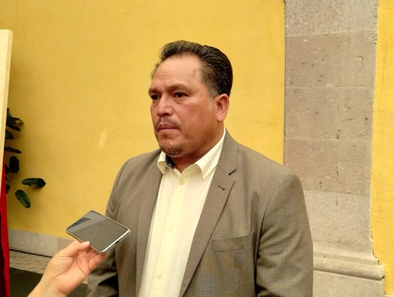 Desconocen al alcalde de Vetagrande