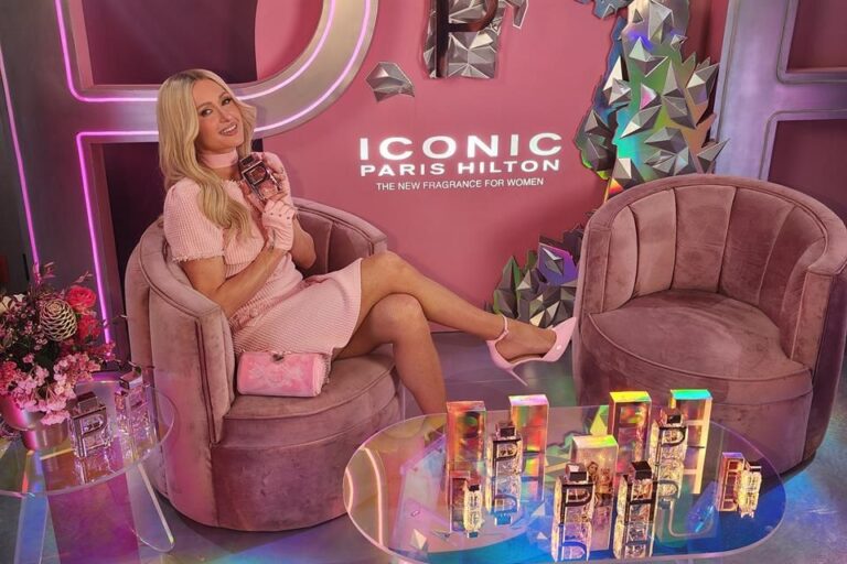 Encanta Paris Hilton a México con nuevo perfume
