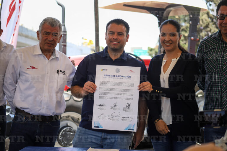 Ofrece capital $100 mil para compra de tractores