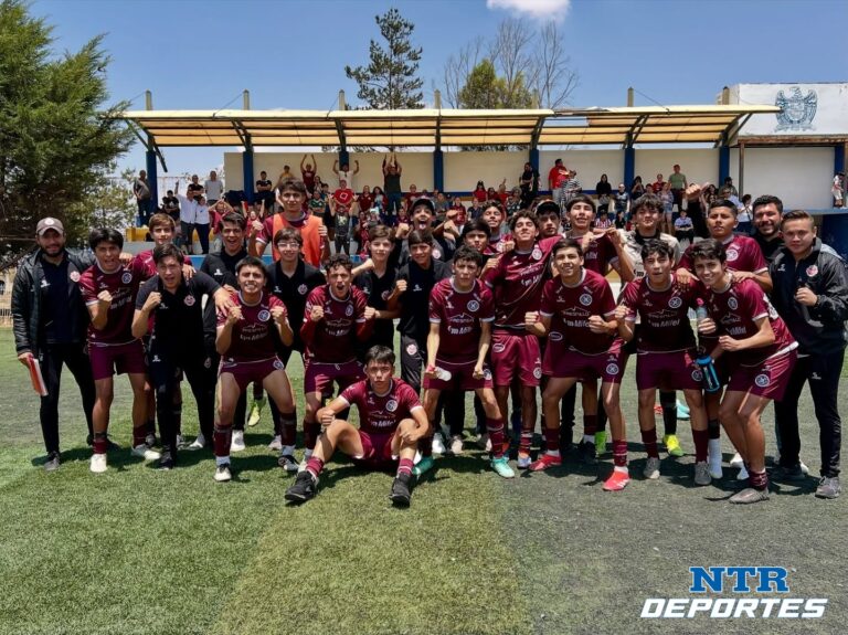 Mineros con ventaja en la Gran Final