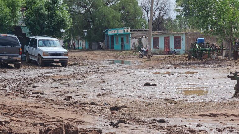 Apoyan a familias afectadas por lluvias