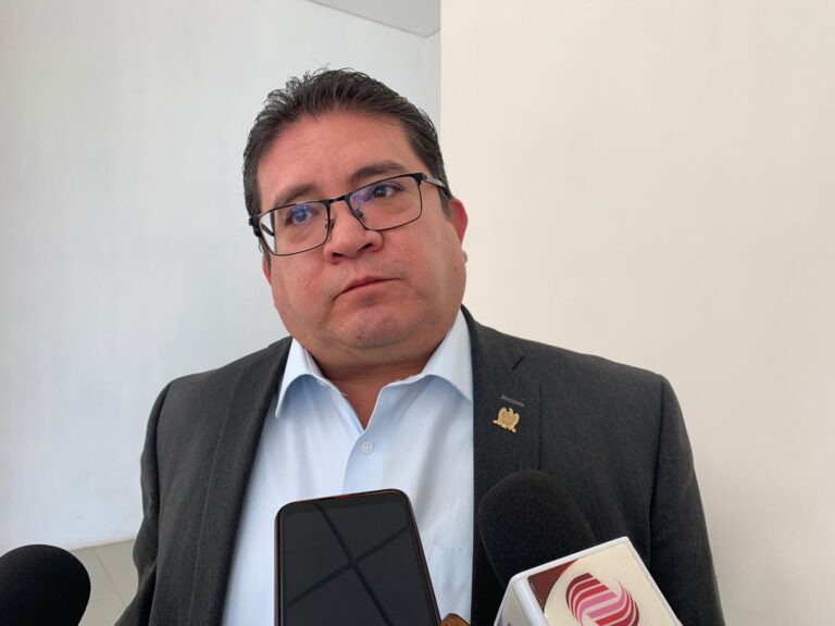 Citan a ex rector a comparecer