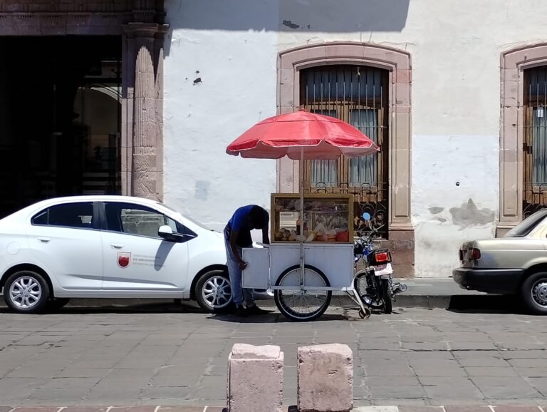Comercios, en crisis tras paros