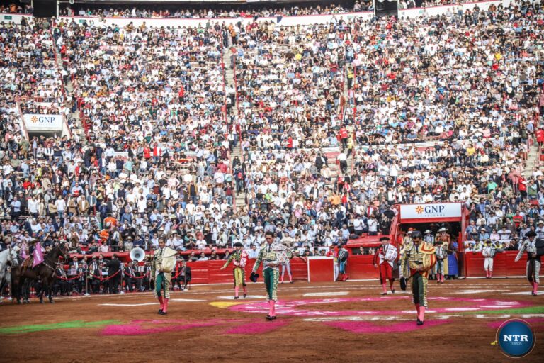 Nueva legislación hace inviable celebrar corridas de toros en la CDMX, informa empresa de la Plaza México