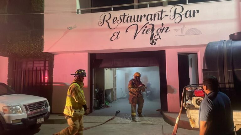 Atienden conato de incendio en restaurante de Río Grande