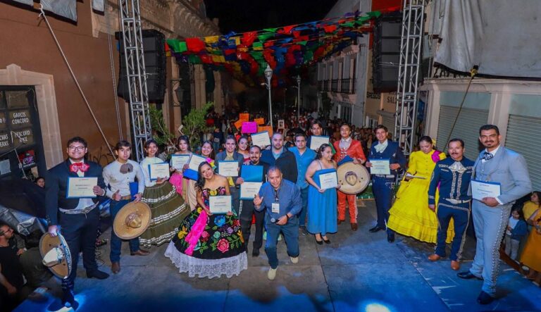 Realizan concurso de música vernácula en el Festival Cucurrucucú