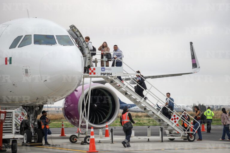 Aeropuerto, listo para temporada vacacional