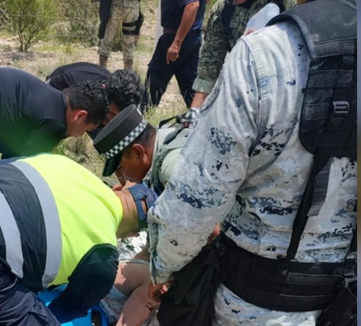 Agentes de la GN salen heridos tras volcadura
