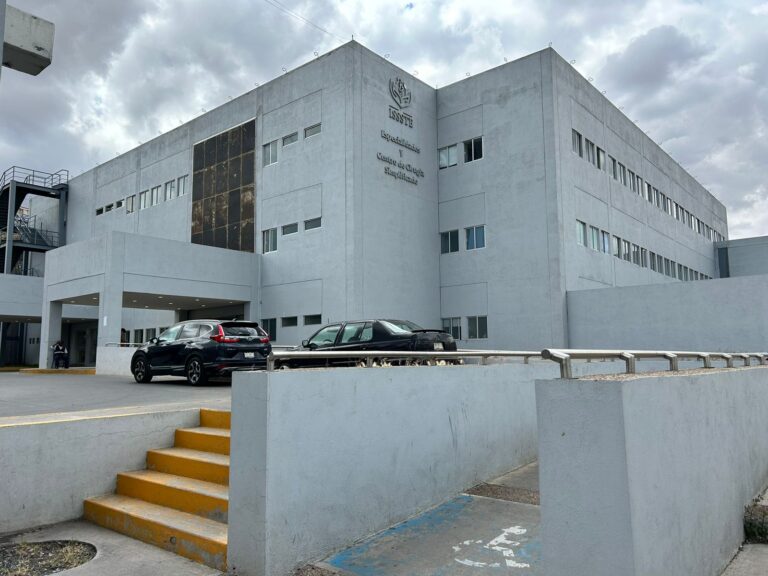 Denuncian desabasto de fármacos en ISSSTE