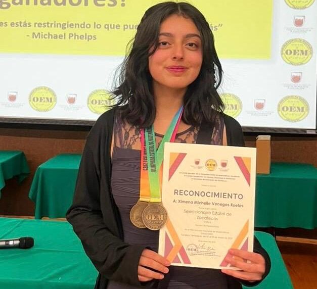 Destacan estudiantes de la UAZ en olimpiada de Matemáticas