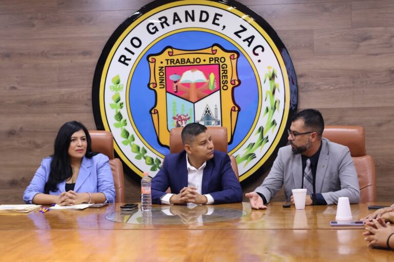 Firman convenio UAZ y Río Grande para beneficiar a 500 alumnos