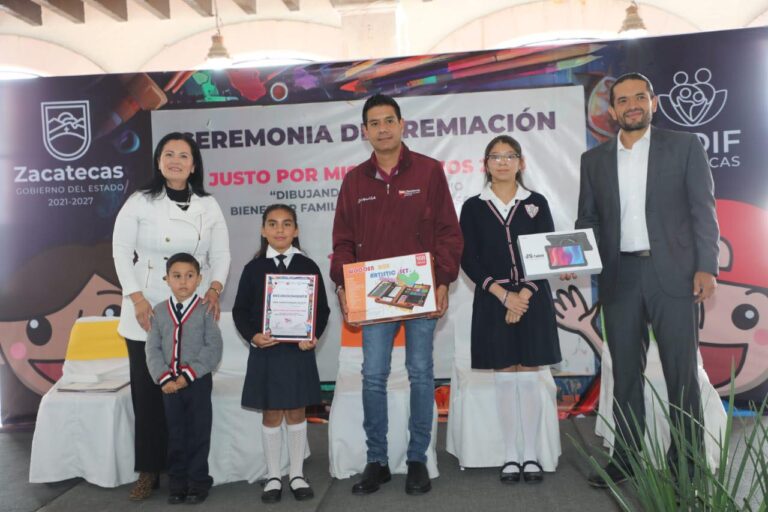 Premian a ganadores del concurso «Justo por Mis Derechos 2025»