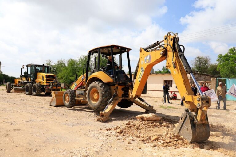 Realizan obras de infraestructura en comunidades de Fresnillo