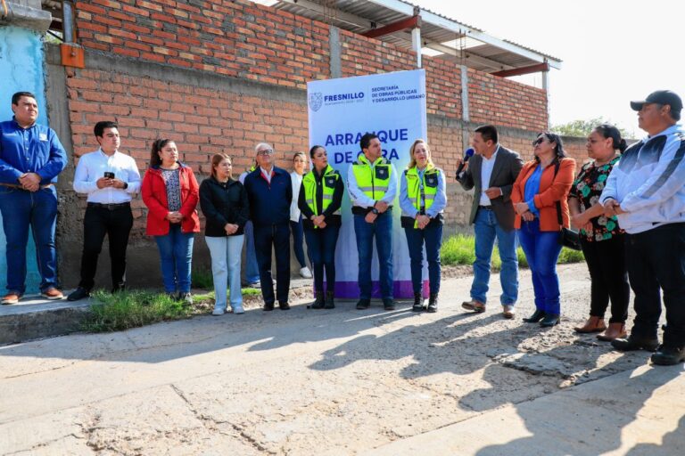 Rehabilitan la calle Aquiles Serdán en Fresnillo