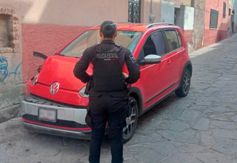 Recuperan auto robado en Zacatecas