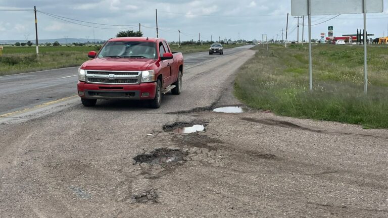 Reclaman rehabilitación total de la carretera federal 45