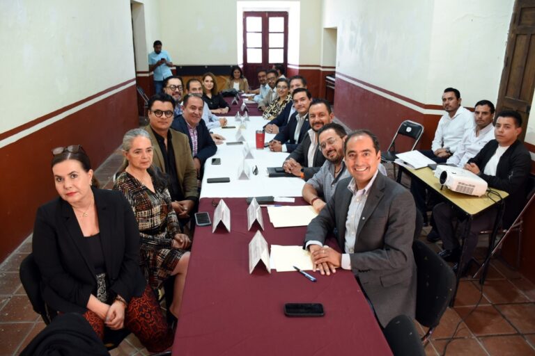 Reconoce CMIC transparencia en obra pública