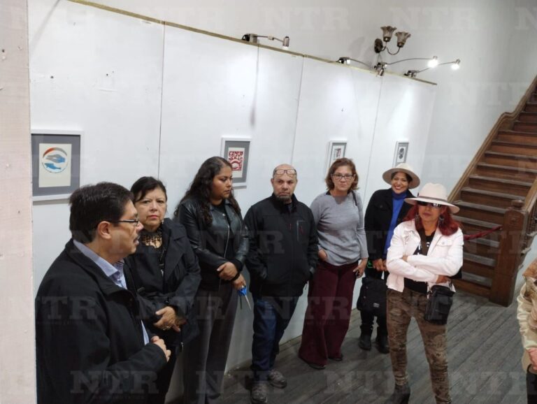 Con grabados, rinden homenaje a Ismael Guardado