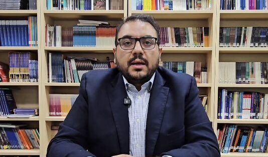 Promete SFP revisar licitaciones de jefe de oficina de Monreal