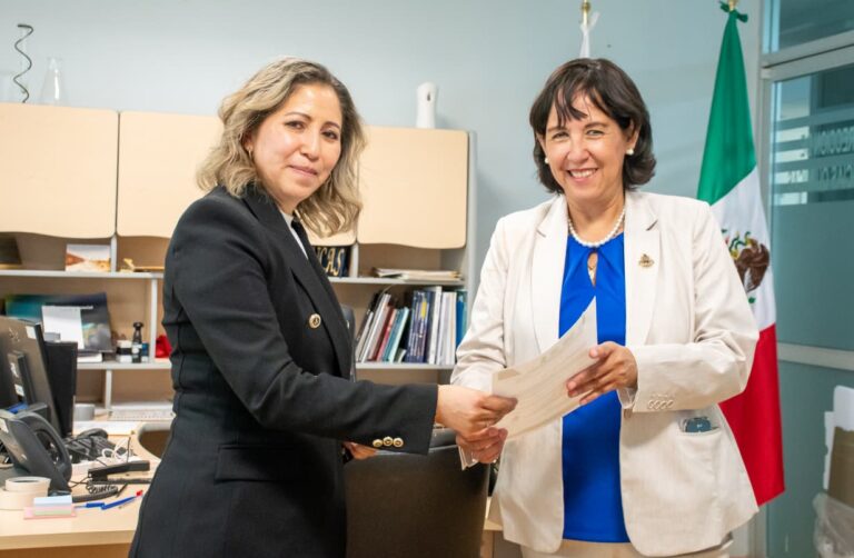 Realizan entrega-recepción de la UA de Ciencias Químicas