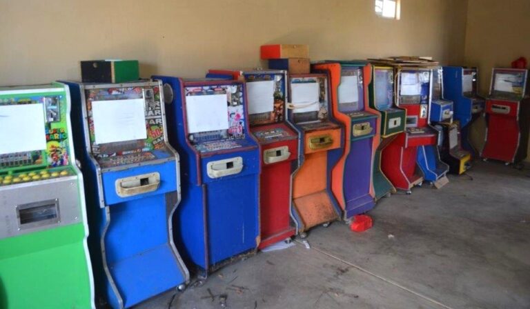 Aseguran 39 máquinas tragamonedas en Pánuco