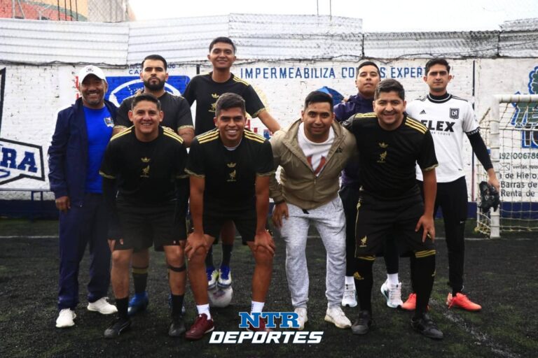 España da pelea, pero no avanza