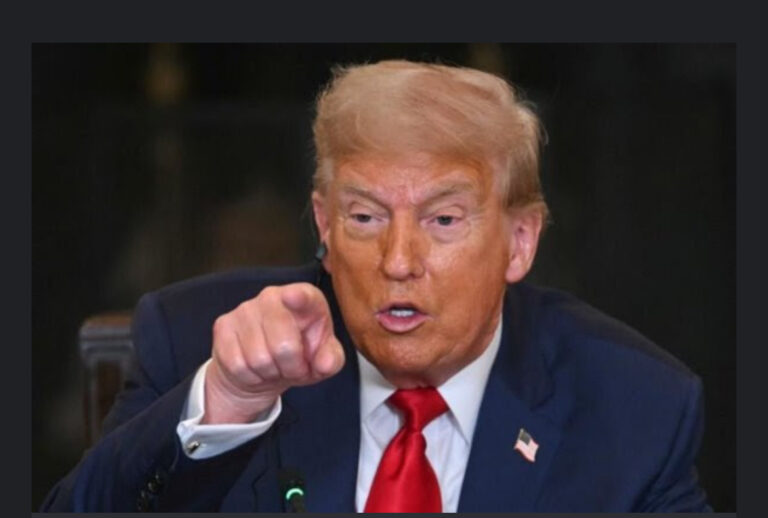 Afirma Trump no estar contento tras ataque de Israel en Doha