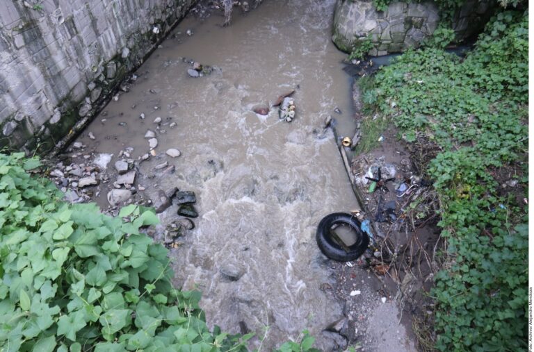 Inoperantes, tratadoras de aguas residuales