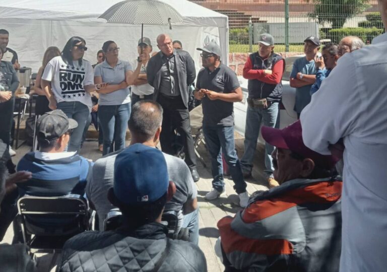 Vota Sección Cultura del SUTSEMOP continuar con paro