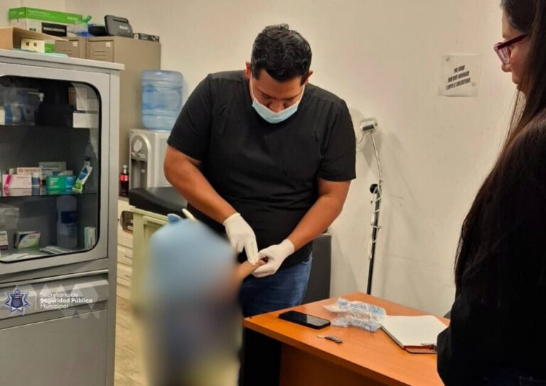 Salvaguarda policía a niño abandonado