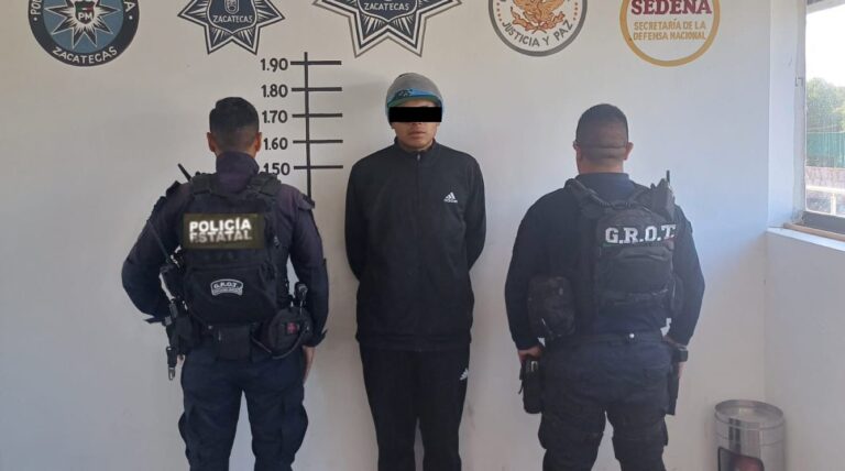 Sorprenden a hombre en posesión de droga