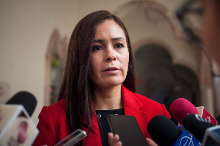Apuesta CDHEZ a diálogo en quejas por violación a DH