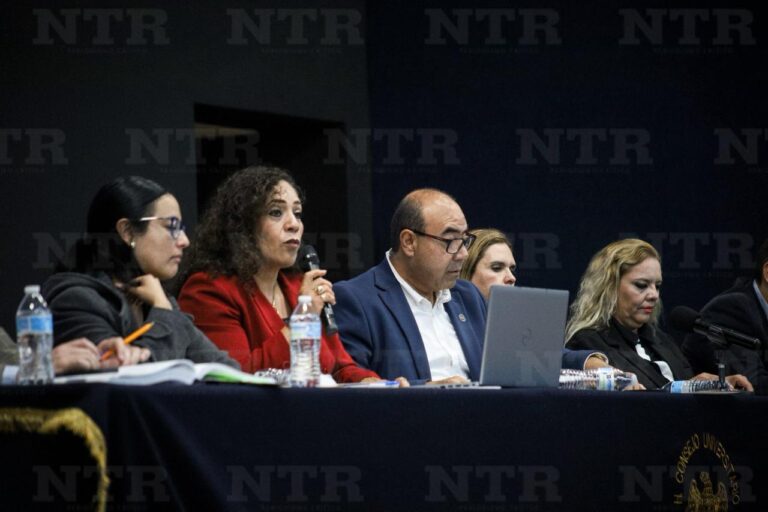Aprueban comisión de reforma