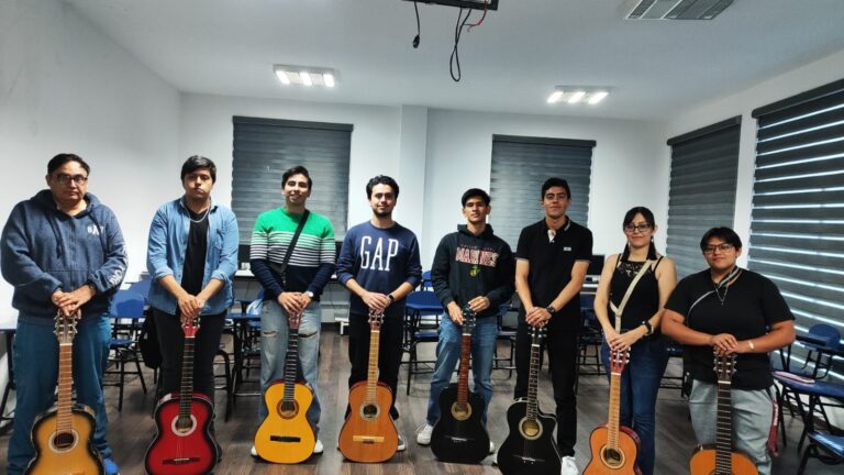 Buscan talentos para rondalla de la UAZ