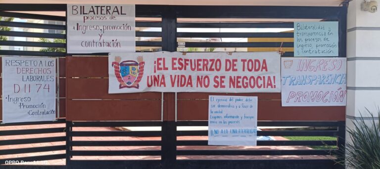 Docentes levantan paro de Normal de Nieves
