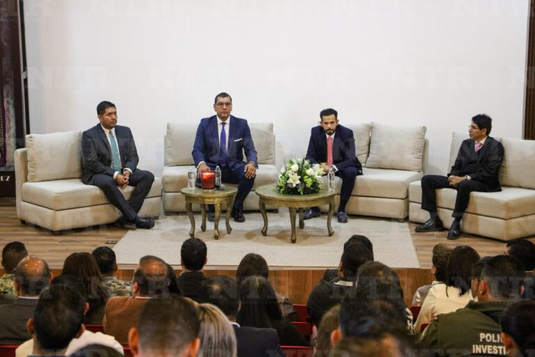 Presentan ‘Crímenes impunes’ en la FGJE