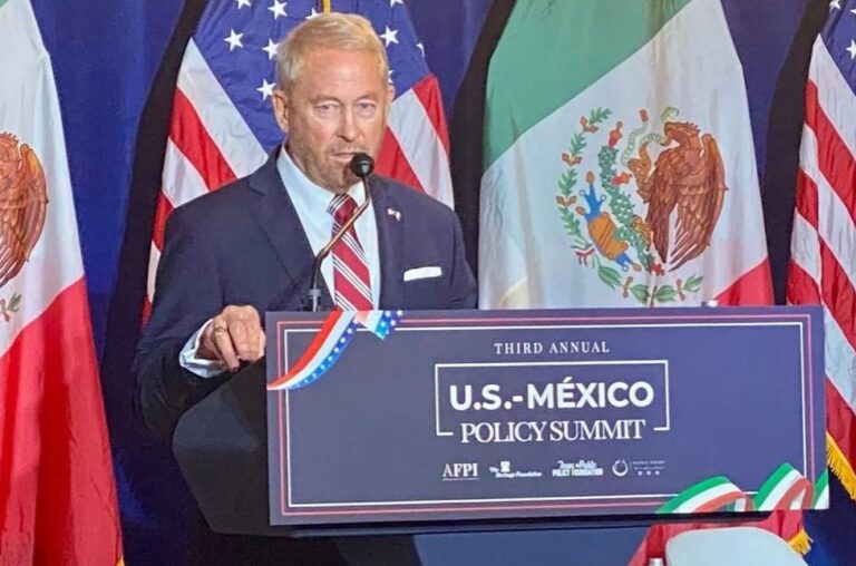 Rompe Sheinbaum pasividad de AMLO en lucha antinarco: EU