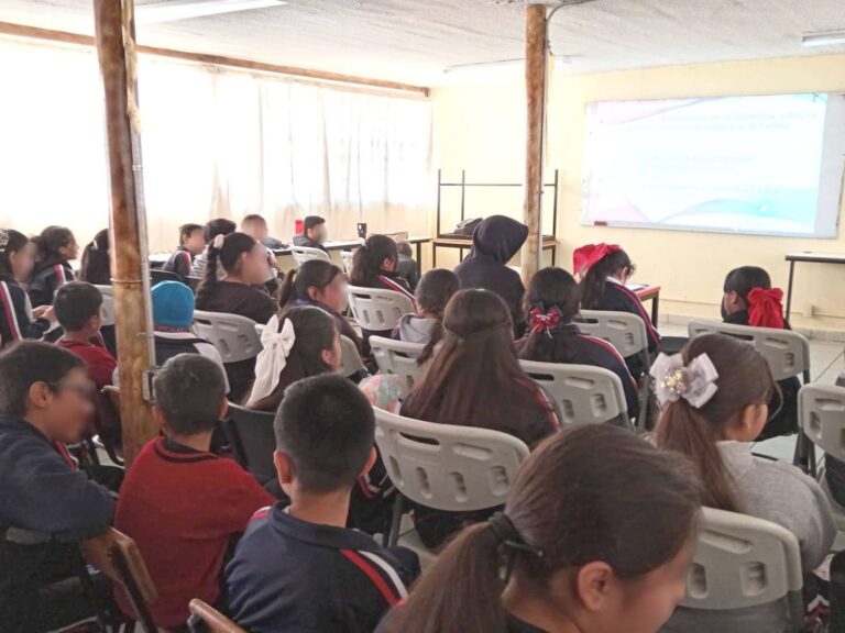 Imparte CJM charlas de prevención a estudiantes