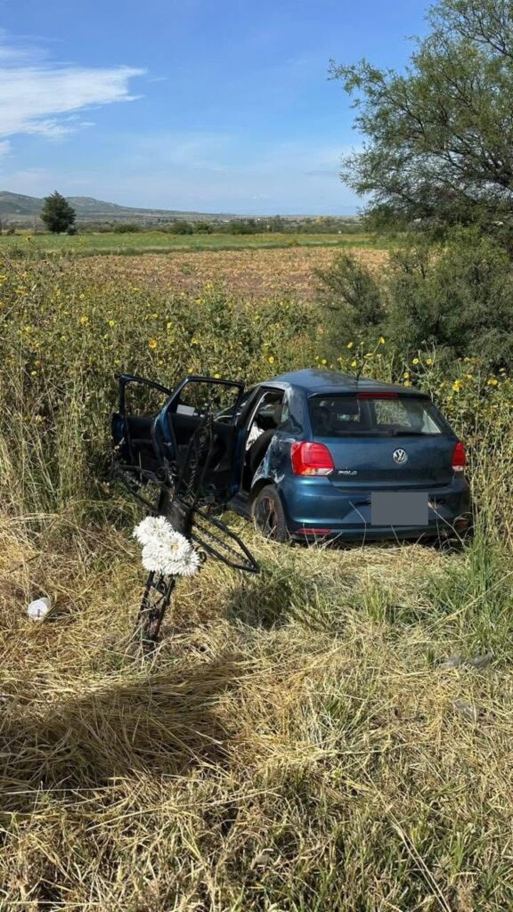 Vuelca auto a la altura de Malpaso