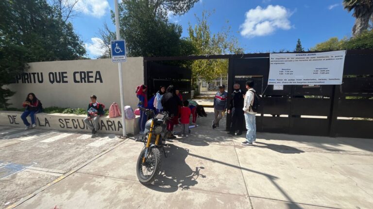 Faltan maestros a clases por jornada violenta en carreteras